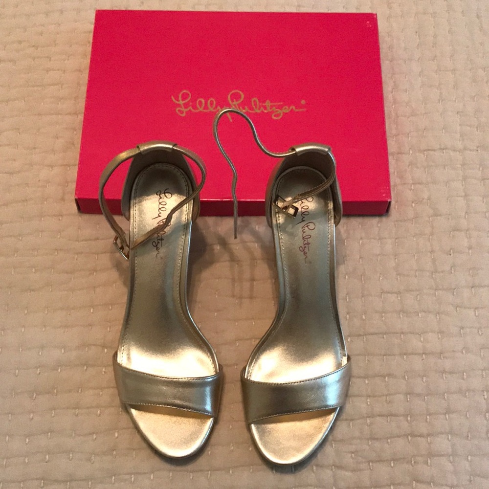 Brand New Lilly Wedges size 9